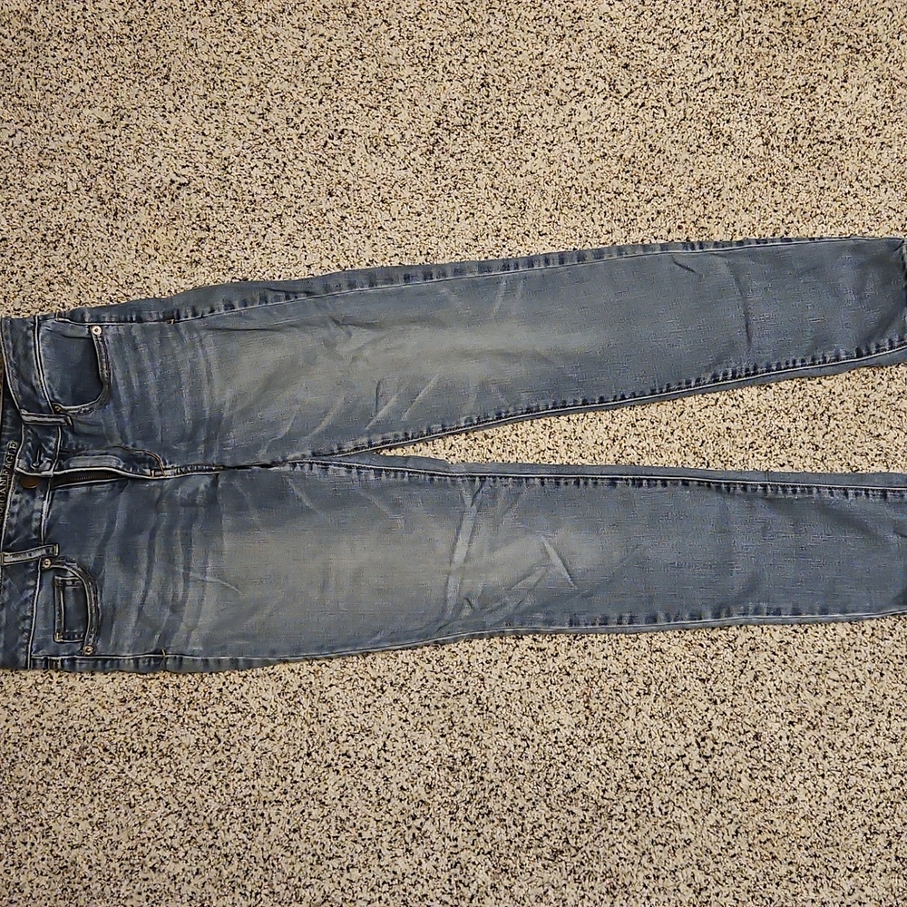American Eagle High Rise Skinny Jeans